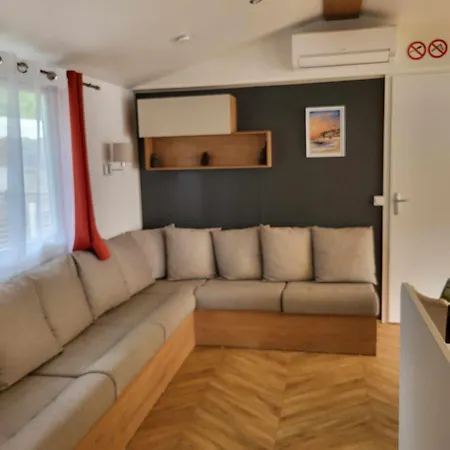 Mobilhome Au Bord De L'eau Campsite Lege-Cap-Ferret
