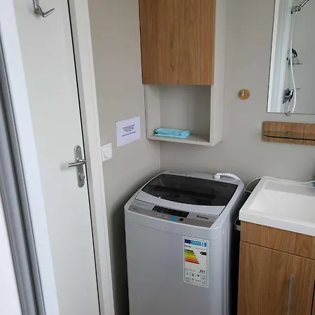 Mobilhome Au Bord De L'eau Camping *