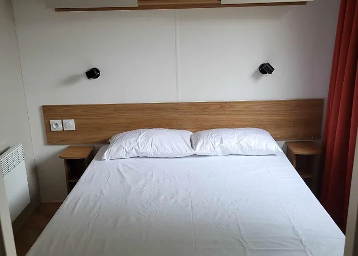 Mobilhome Au Bord De L'eau *